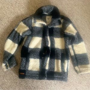 Girl’s black and white Billabong coat